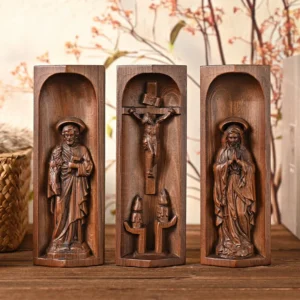 Beech Wood Holy Family Altar Decor - Handcrafted Christian Prayer Desktop Gift