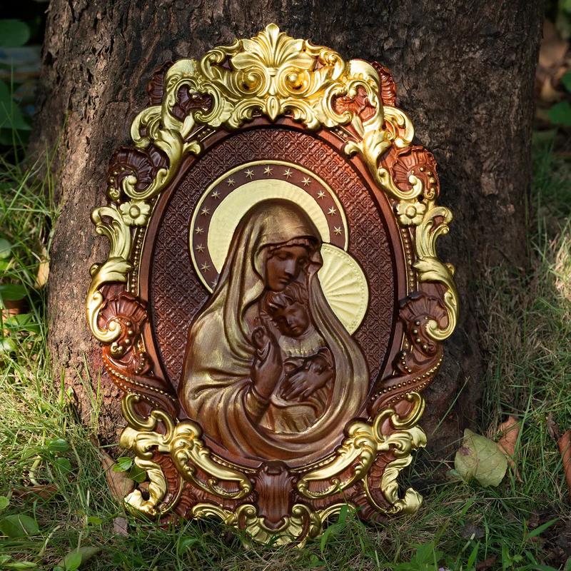 Mother Mary with Baby Jesus Wood Carving Decor - Image 2