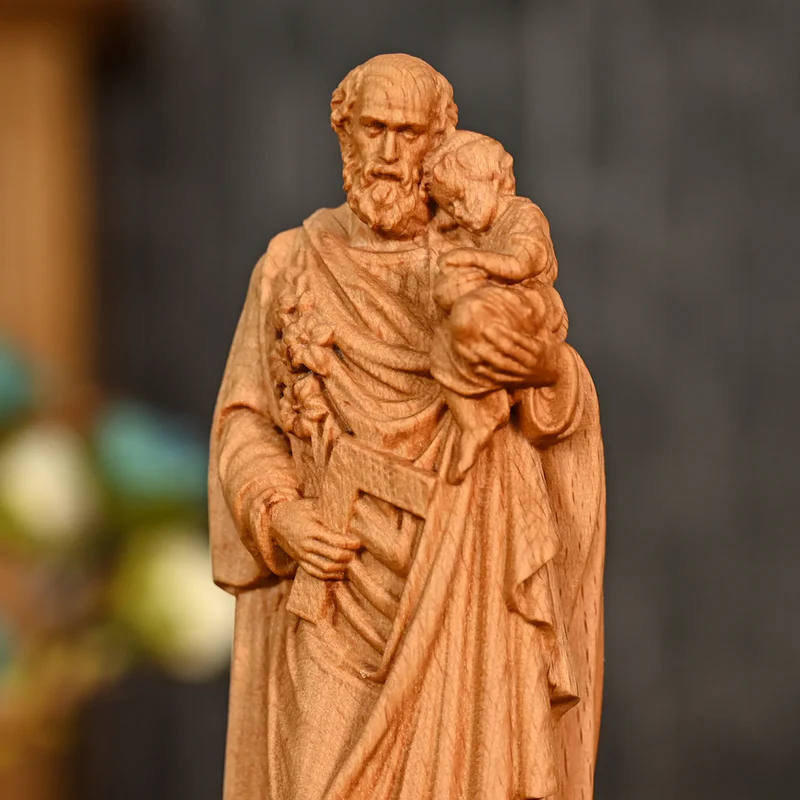 Beechwood roundel of Joseph holding a child: sacred heritage, warmth and eternity - Image 2